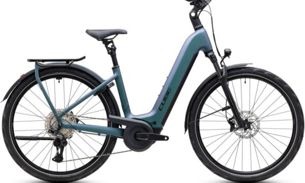 Cube KATHMANDU HYBRID PRO 800 Lageinstap
